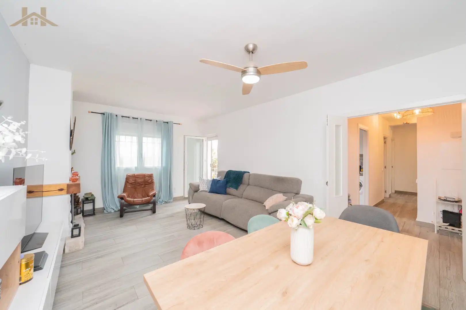 Sala d'estar de Casa o xalet en venda en Valdemorillo amb Aire condicionat, Calefacció i Jardí privat