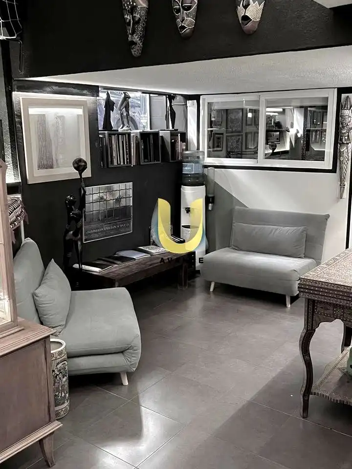 Sala de estar de Local en traspaso en Madrid