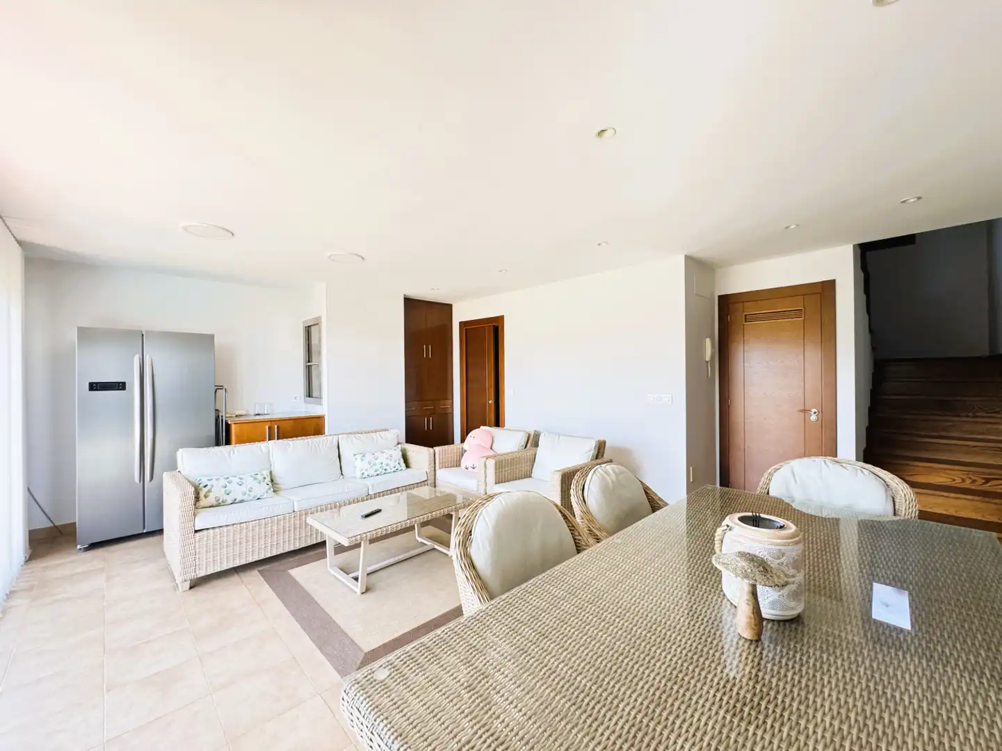 Sala d'estar de Casa o xalet en venda en Avilés amb Calefacció, Jardí privat i Parquet