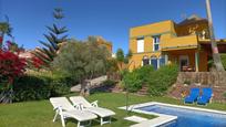 Jardí de Casa o xalet en venda en Sanlúcar de Barrameda amb Terrassa, Piscina i Balcó