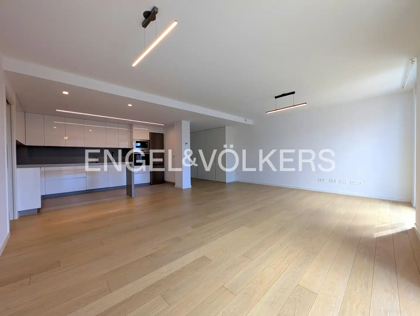 Sala d'estar de Pis de lloguer en Vigo  amb Calefacció i Traster