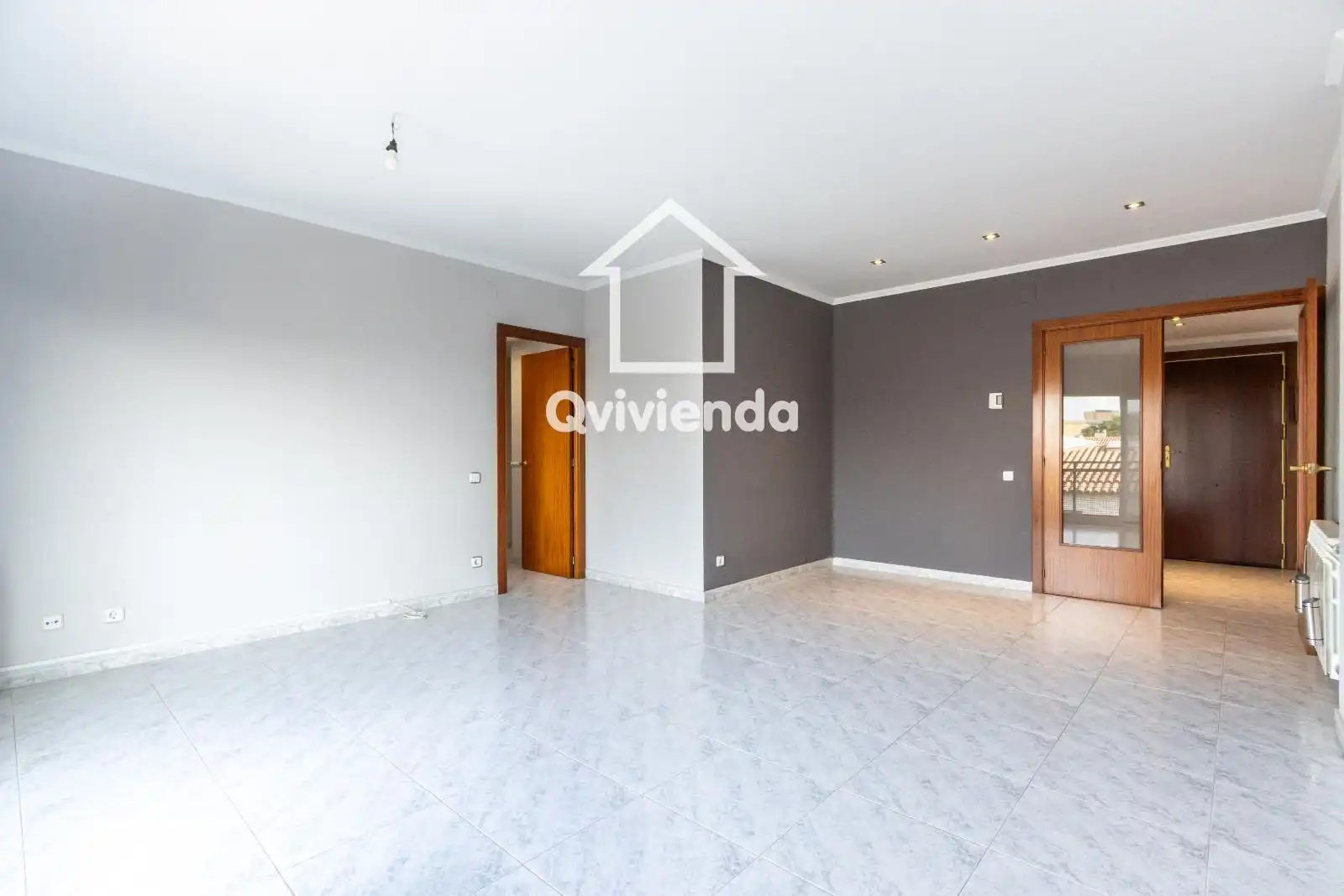 Vista exterior de Pis en venda en Parets del Vallès amb Aire condicionat i Terrassa