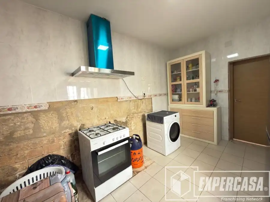 Kitchen of Detached homes for sale in Picassent  with Terrace and Furnished