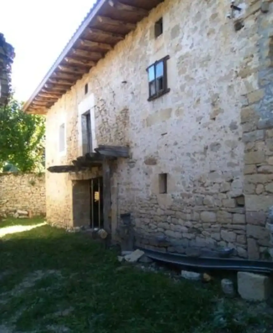 Exterior view of Houses for sale in Merindad de Sotoscueva  with Private garden and Storage room
