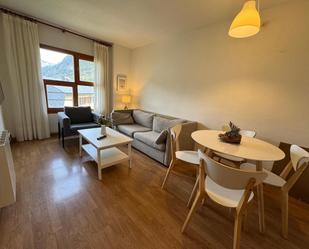 Living room of Flat for sale in Benasque  with Heating and Washing machine