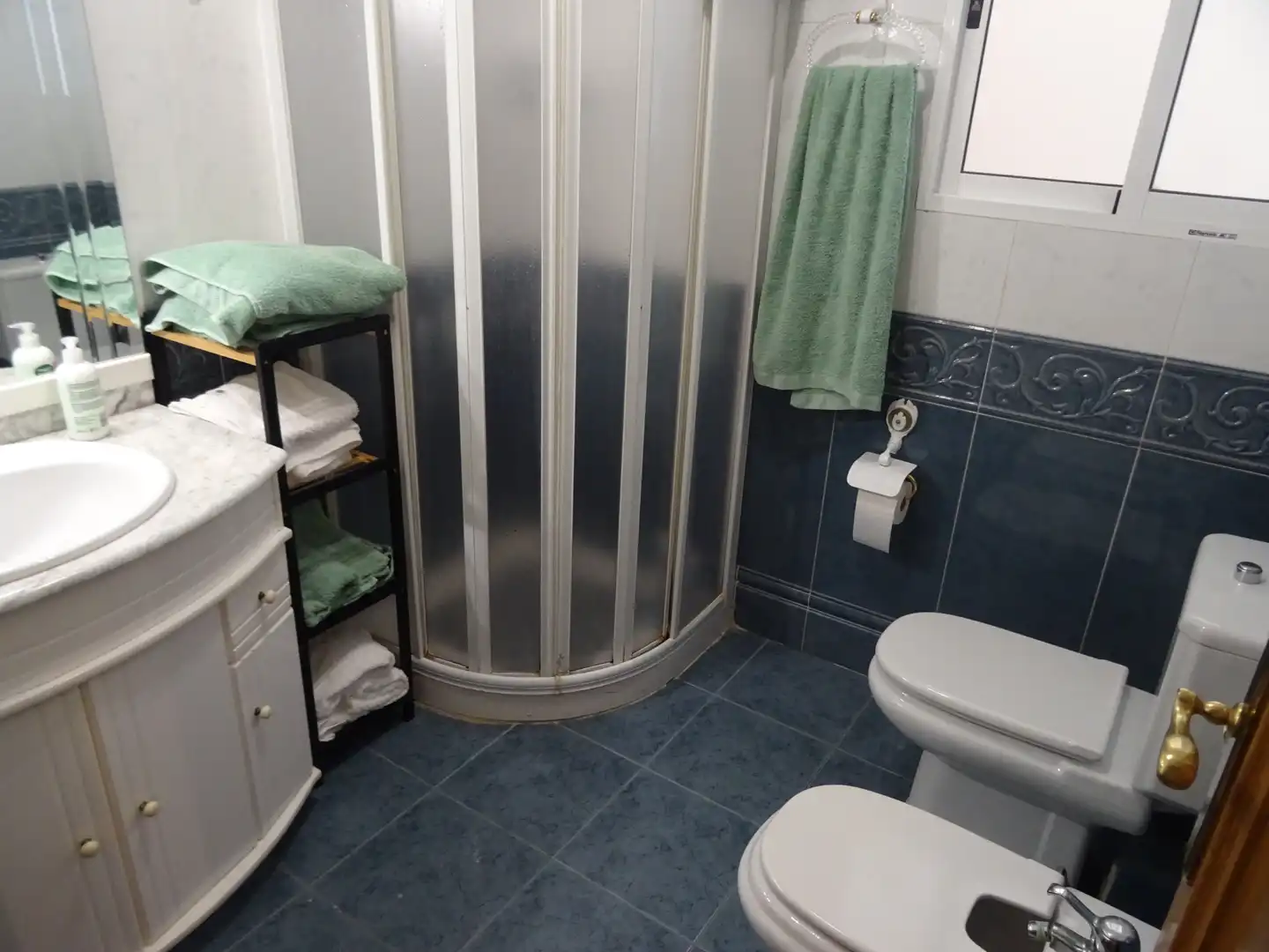 Bathroom of Apartments for sale in Cullera  with Air Conditioner, Oven and Washing machine