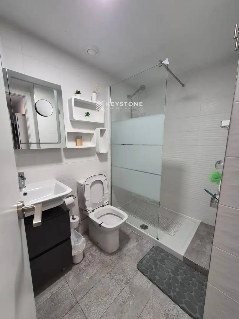 Badezimmer von Wohnung zur Miete in Alicante / Alacant mit Klimaanlage, Heizung und Terrasse