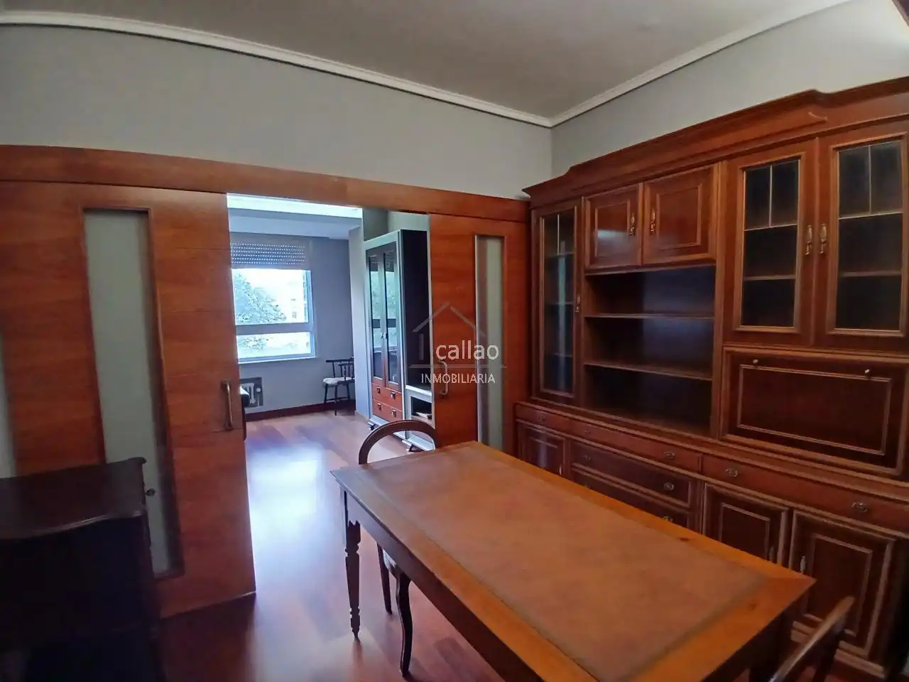 Comedor de Piso de alquiler en Ferrol con Calefacción, Parquet y Trastero