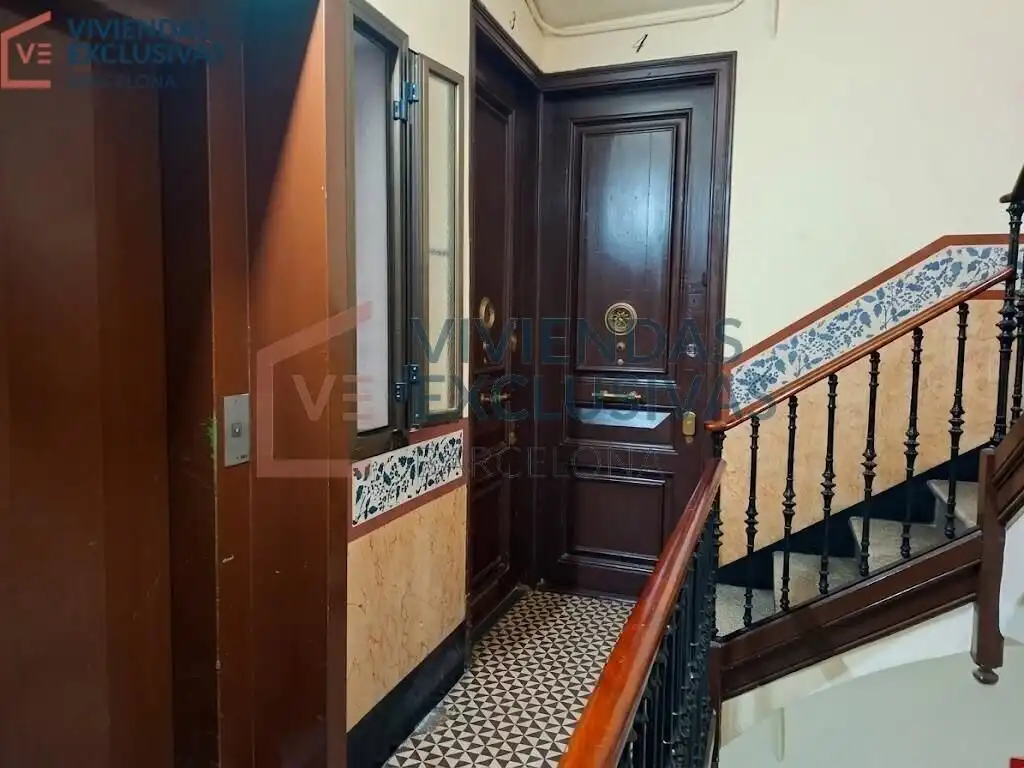 Piso con terraza en venta en Carrer de Viladomat, imagen 26