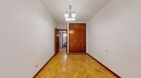 Foto 5 de Piso en venta en Calle Calle Venancio Martín, Numancia, Madrid Capital
