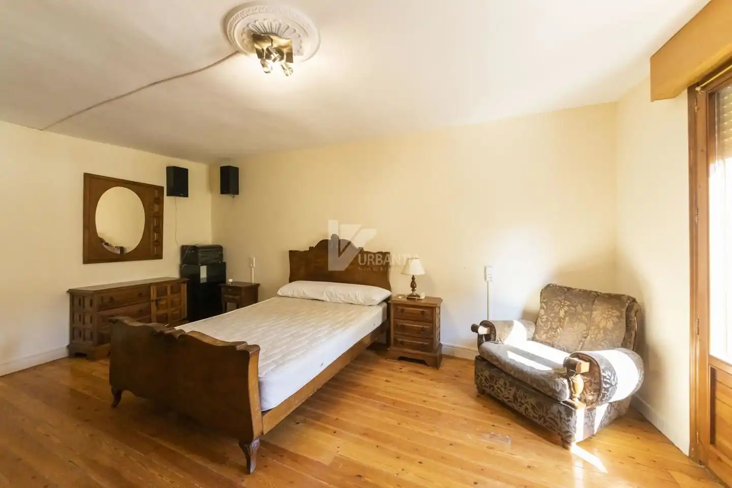 Bedroom of Houses for sale in Miranda de Arga  with Heating, Parquet flooring and Storage room