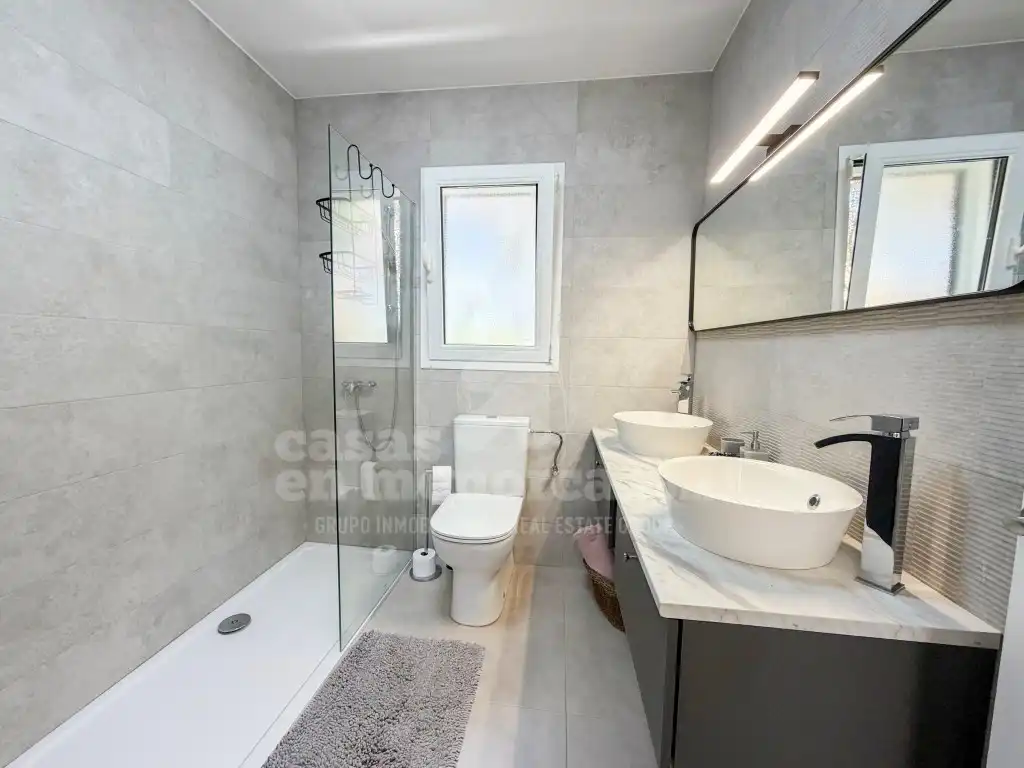 Bathroom of Apartments for sale in Es Mercadal  with Air Conditioner, Private garden and Terrace