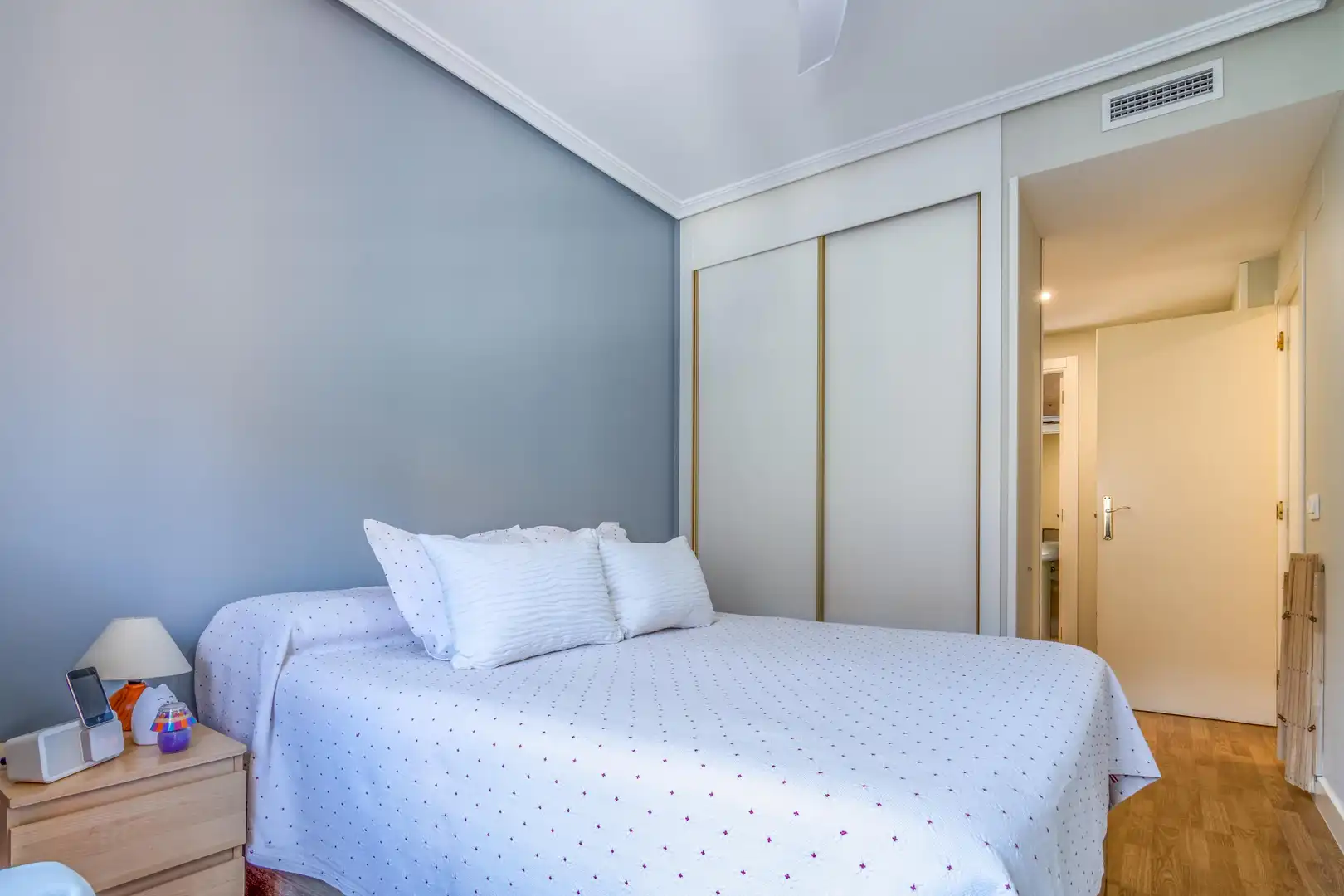 Bedroom of Apartments for sale in Las Rozas de Madrid  with Air Conditioner, Heating and Private garden