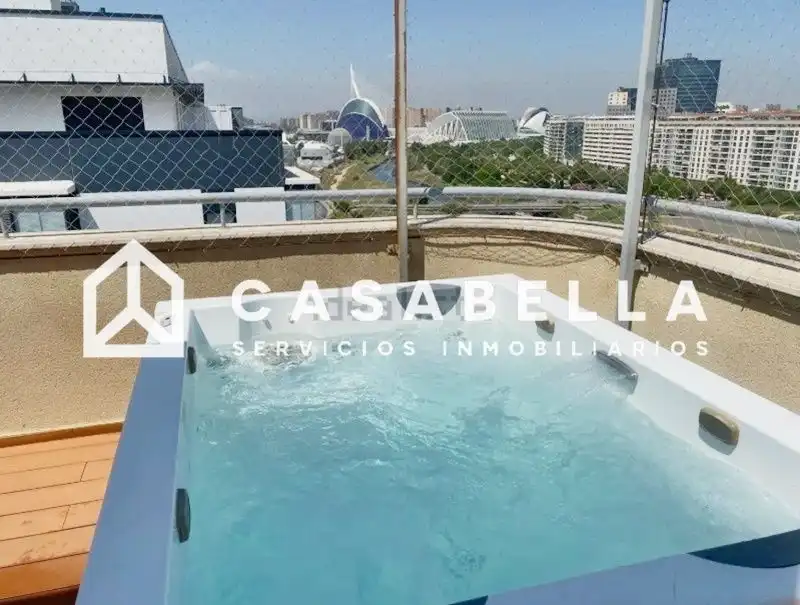 Terrassa de Dúplex en venda en Valencia amb Aire condicionat, Calefacció i Terrassa