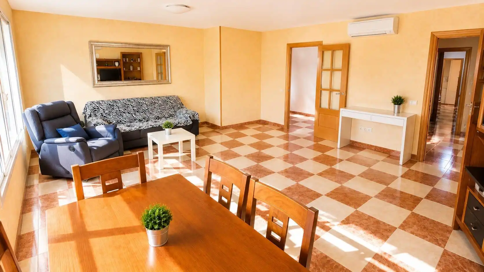 Sala d'estar de Pis en venda en Pla - Carolinas