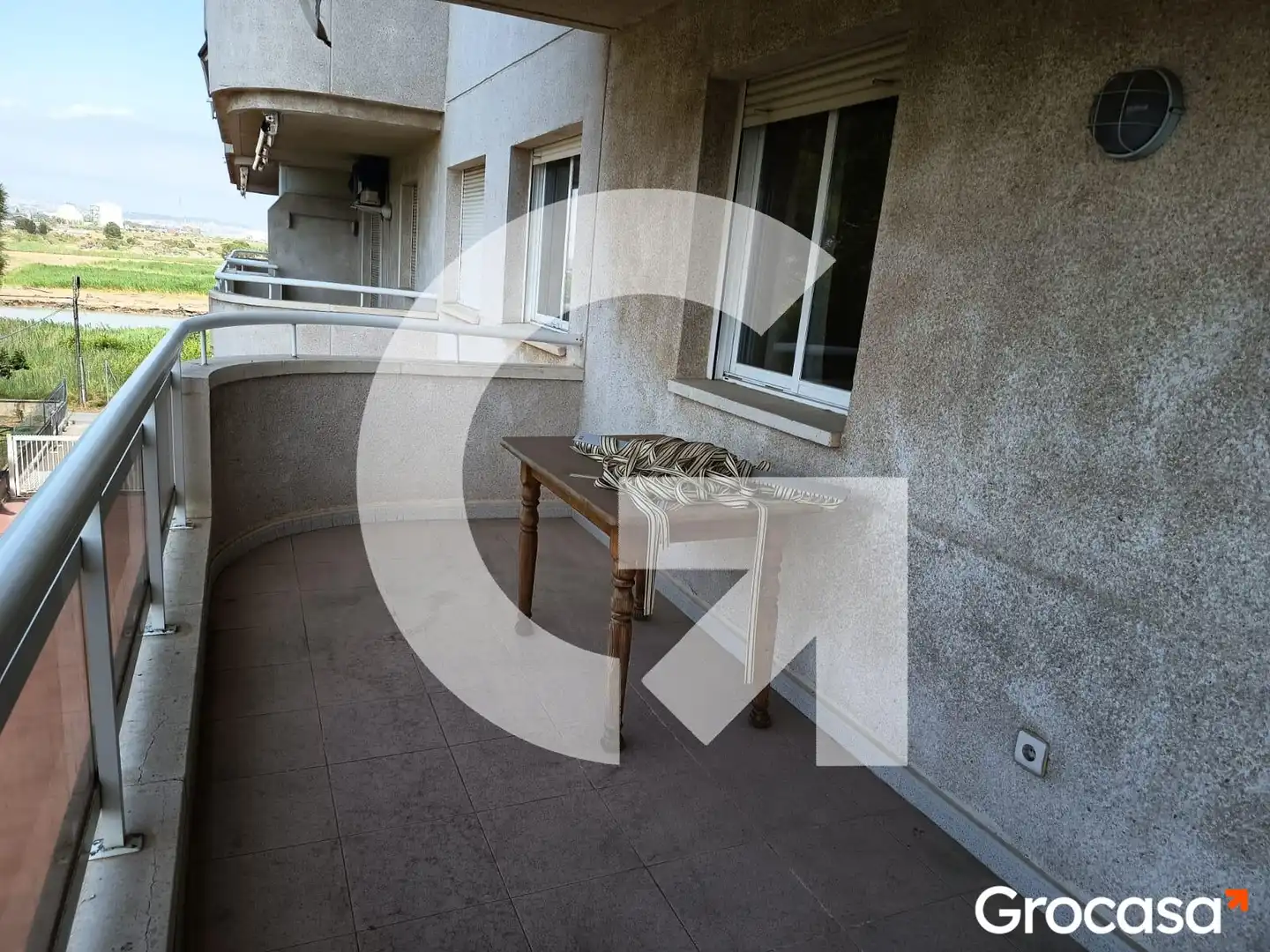 Piso en venta en La Pineda