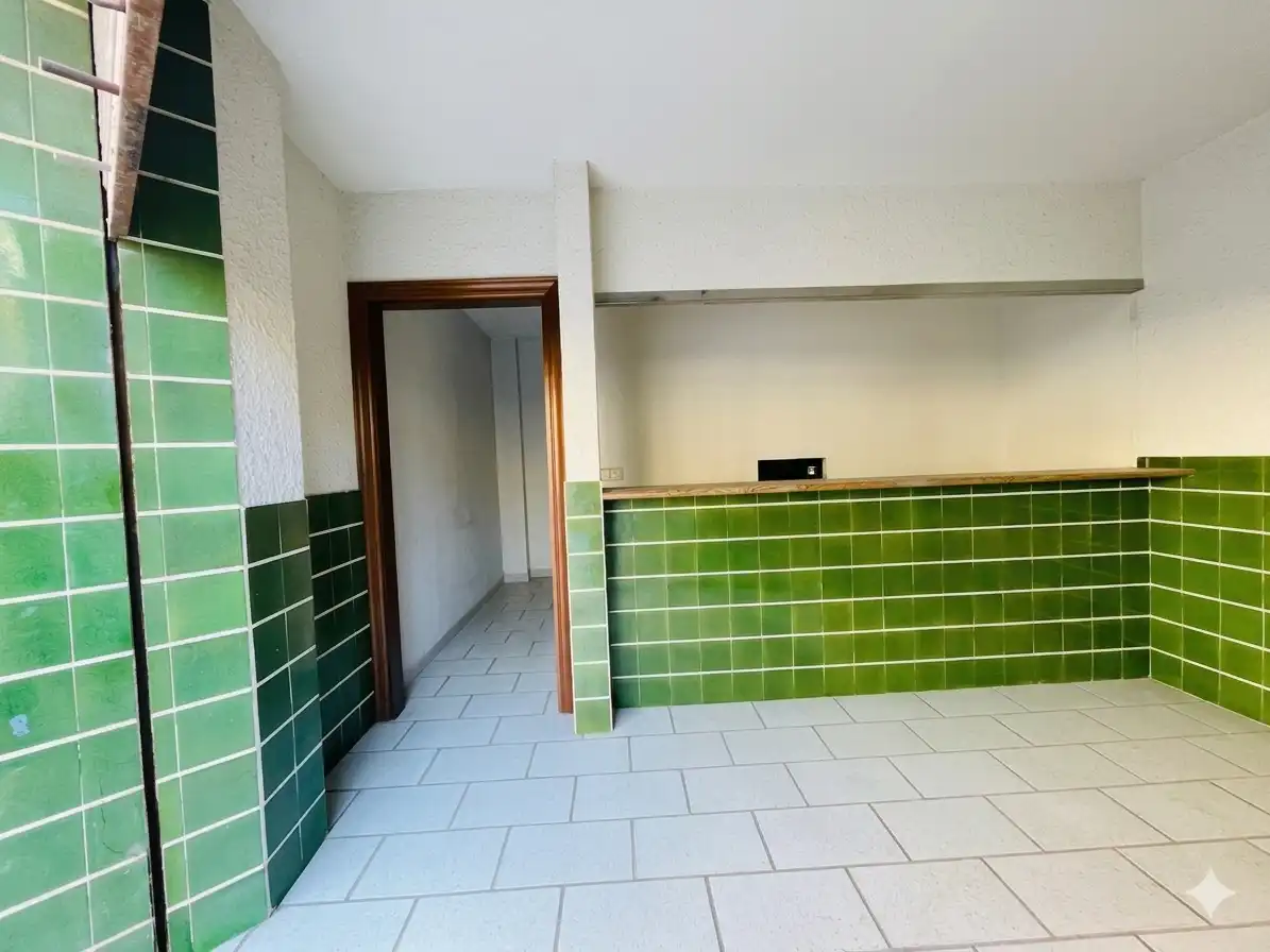 Kitchen of Commercial properties for sale in Zaragoza