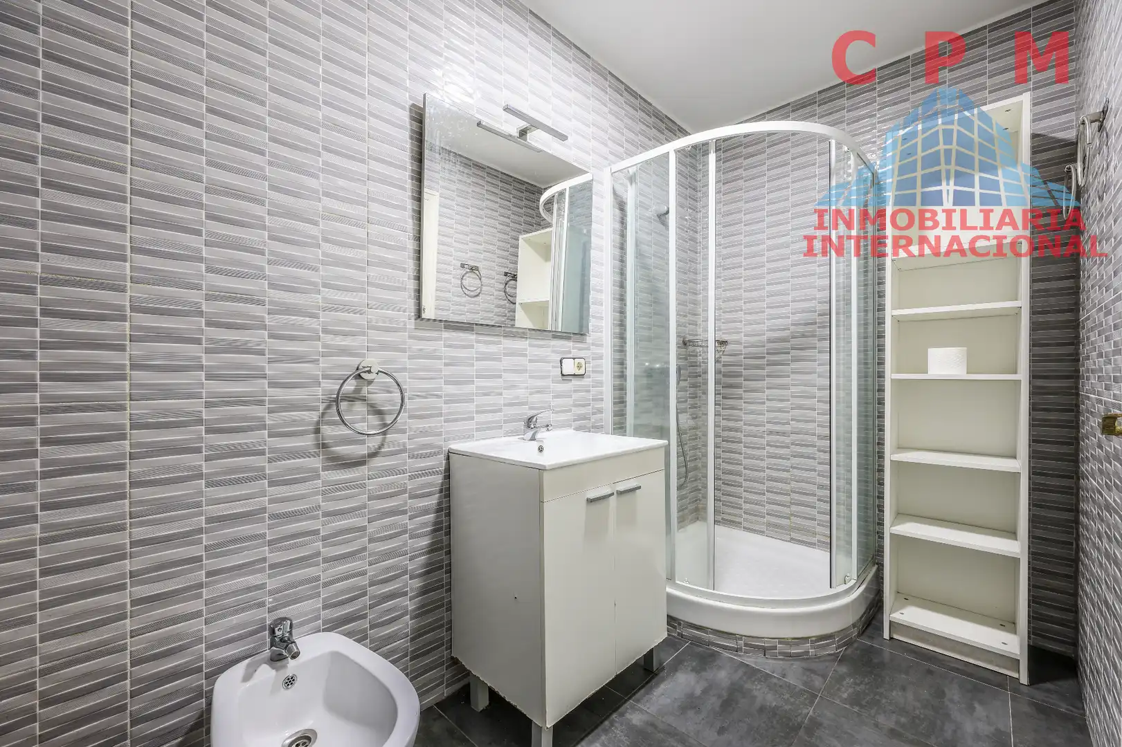 Badezimmer von Wohnung zur Miete in Madrid mit Klimaanlage, Heizung und Parkett