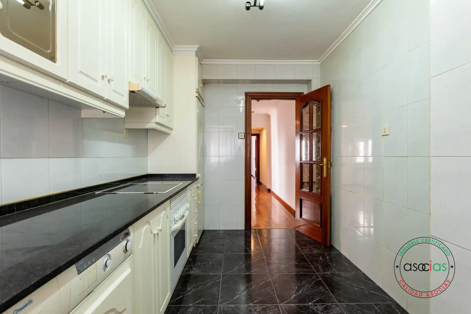Küche von Wohnung zum Verkauf in Gijón  mit Heizung