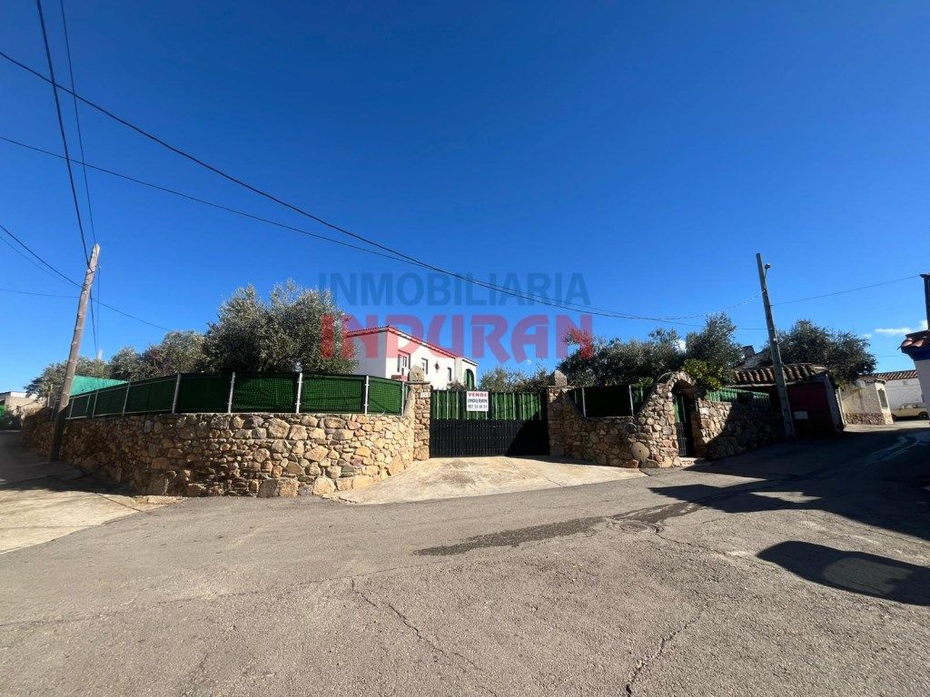 Exterior view of House or chalet for sale in Carrascalejo