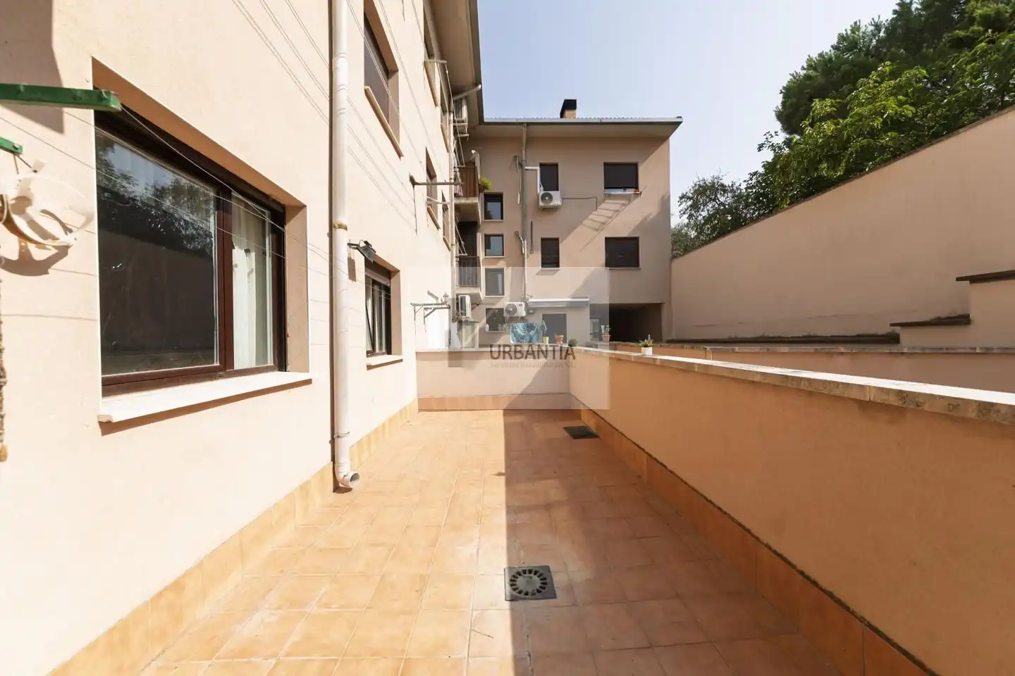 Vista exterior de Planta baja en venta en Larraga con Calefacción, Parquet y Terraza