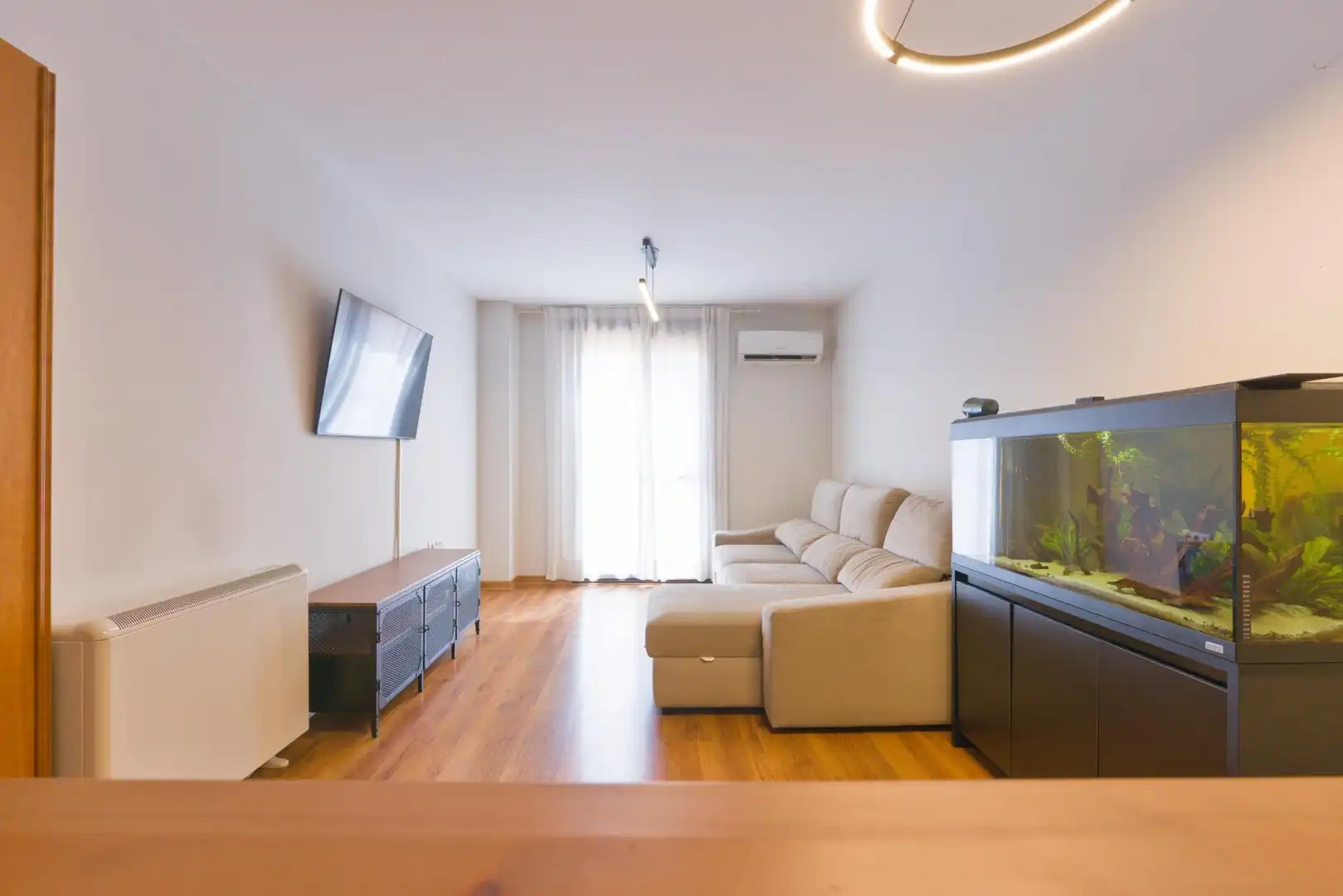 Living room of Flat for sale in Armilla  with Air Conditioner, Heating and Storage room