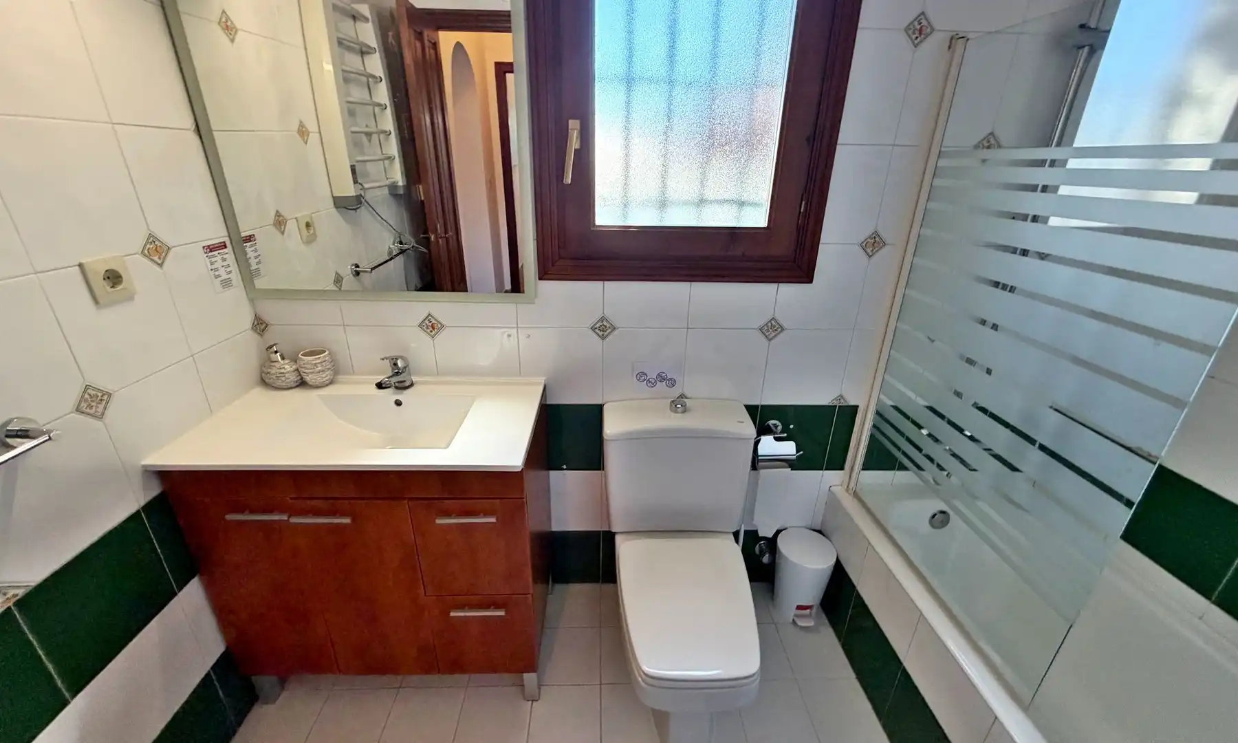Baño de Casa o chalet en venta en Dénia con Aire acondicionado, Calefacción y Jardín privado