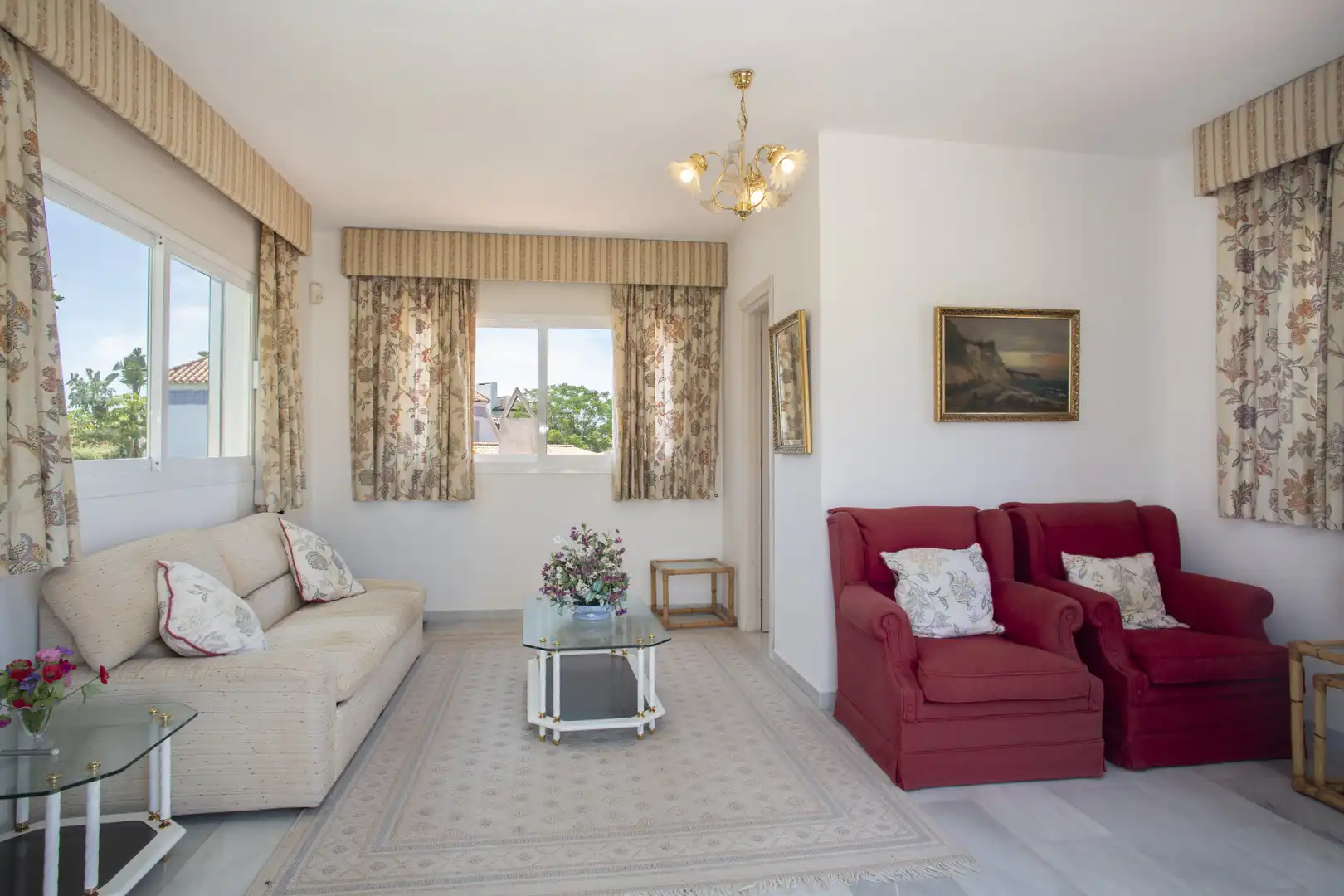 Living room of Houses for sale in Marbella  with Private garden, Terrace and Furnished