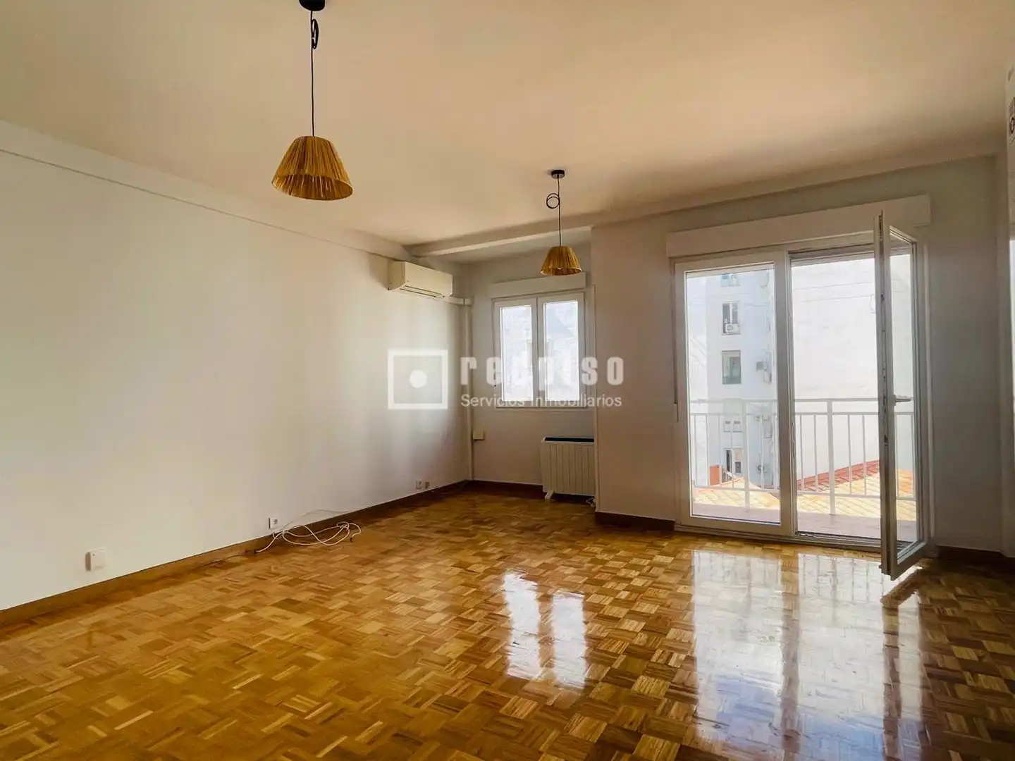 Sala de estar de Piso de alquiler en Madrid con Calefacción y Terraza