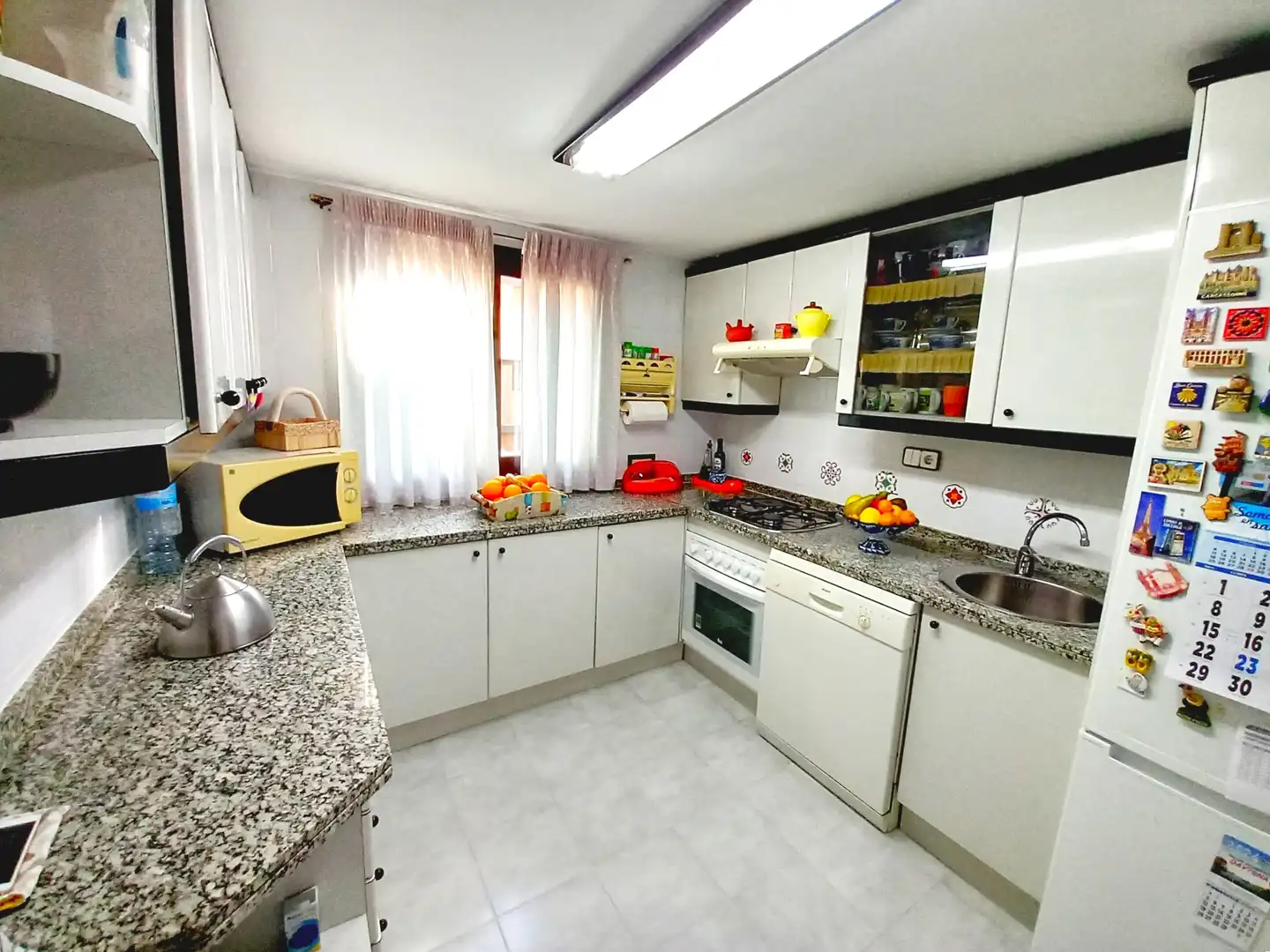 Cocina de Ático en venta en Benidorm con Aire acondicionado, Terraza y Amueblado