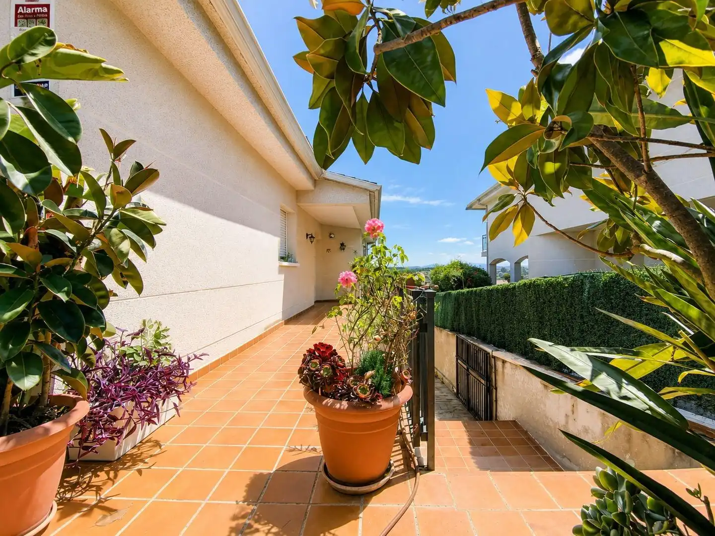 Terrassa de Casa o xalet en venda en Lliçà d'Amunt amb Jardí privat i Piscina comunitària