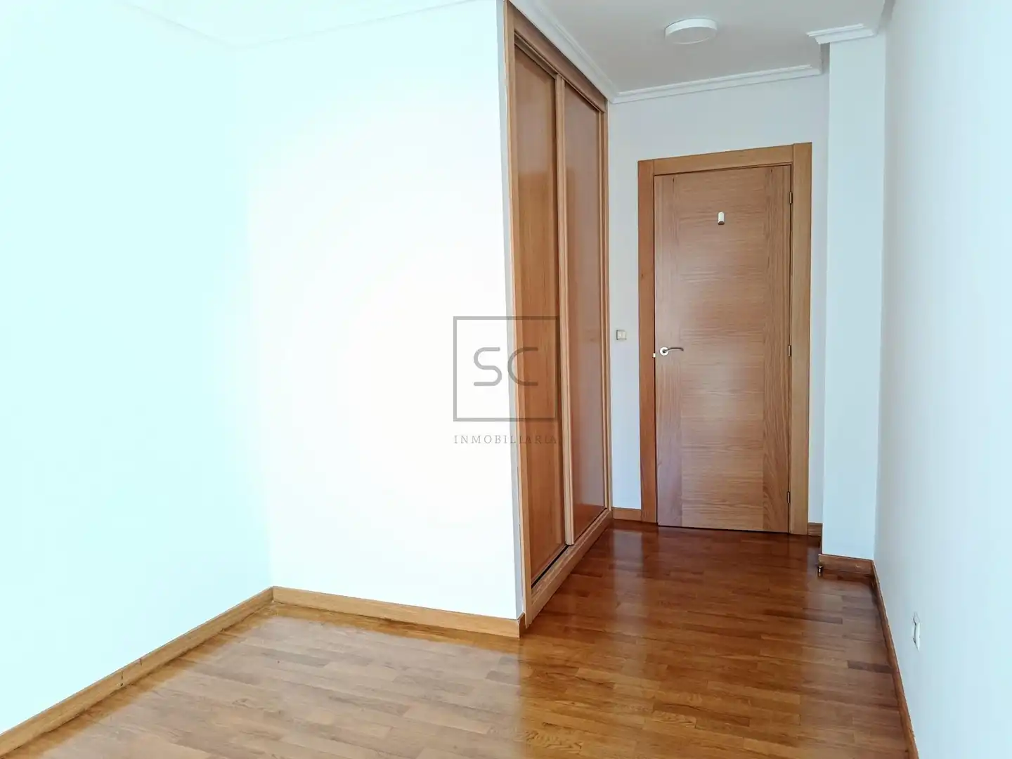 Habitación de Piso en venta en Narón con Calefacción y Trastero