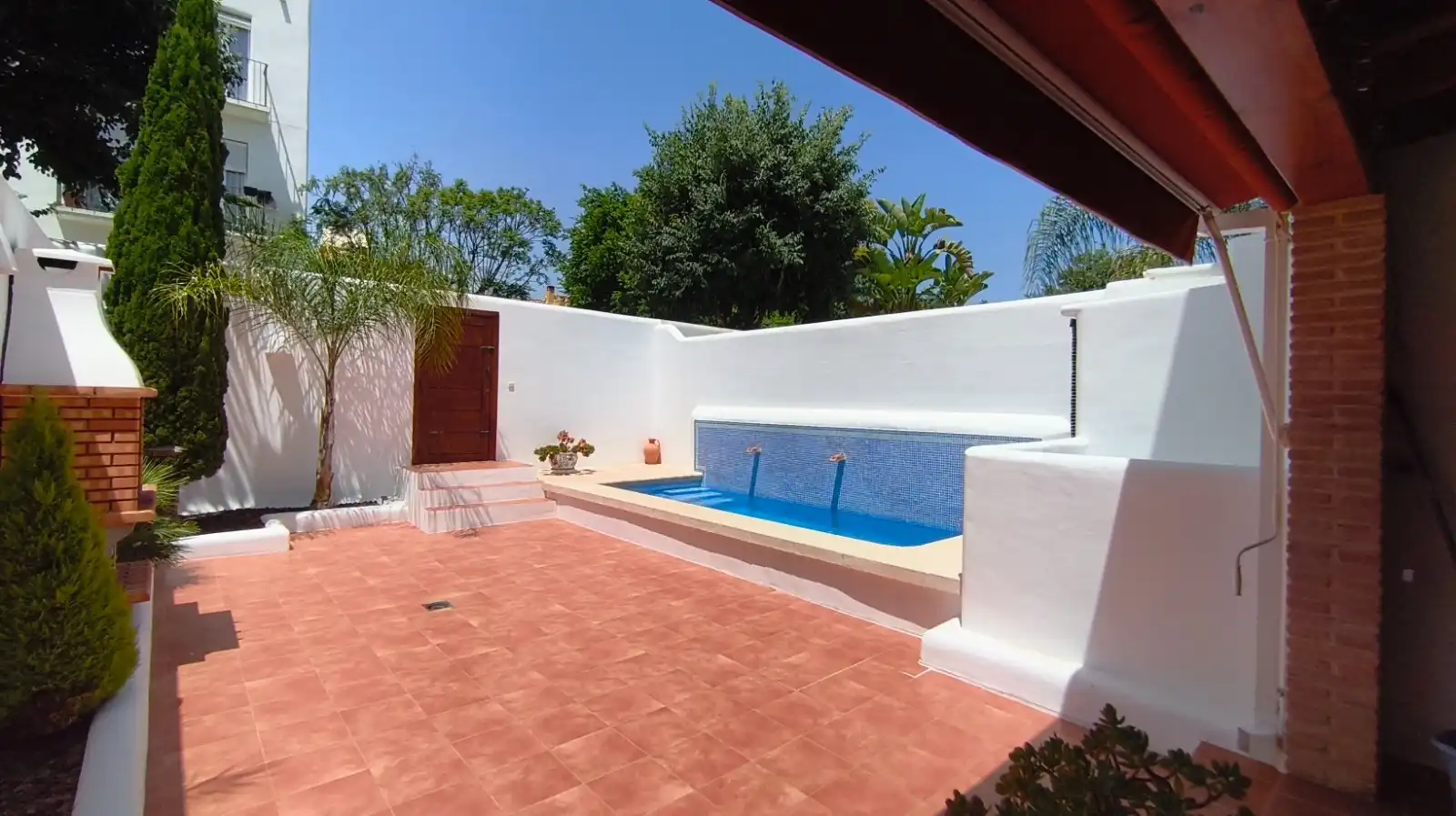 Swimming pool of Detached homes for sale in Dénia  with Air Conditioner, Heating and Private garden