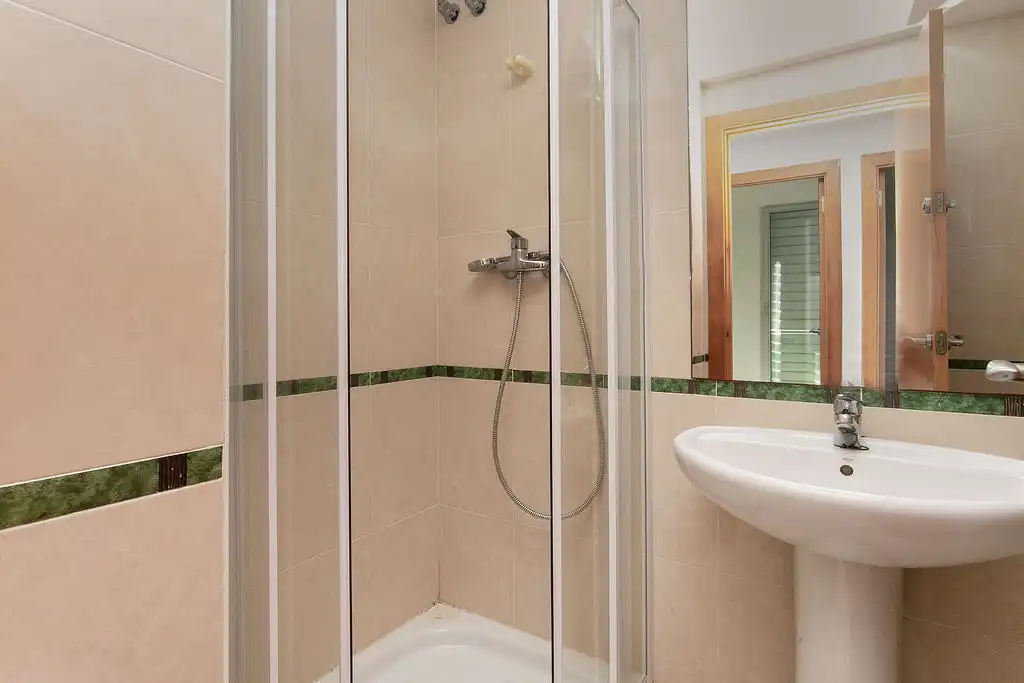 Baño de Piso en venta en Sant Pere de Ribes con Piscina