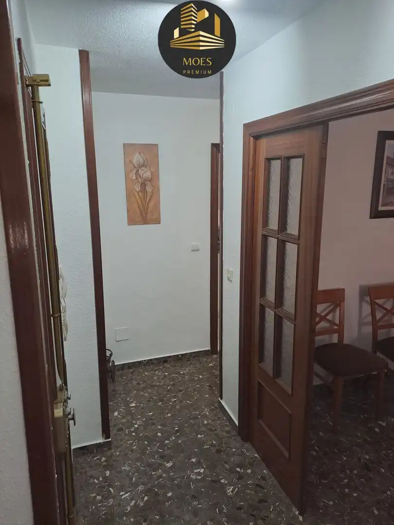 Piso de alquiler en Jaén con Aire acondicionado, Calefacción y Balcón