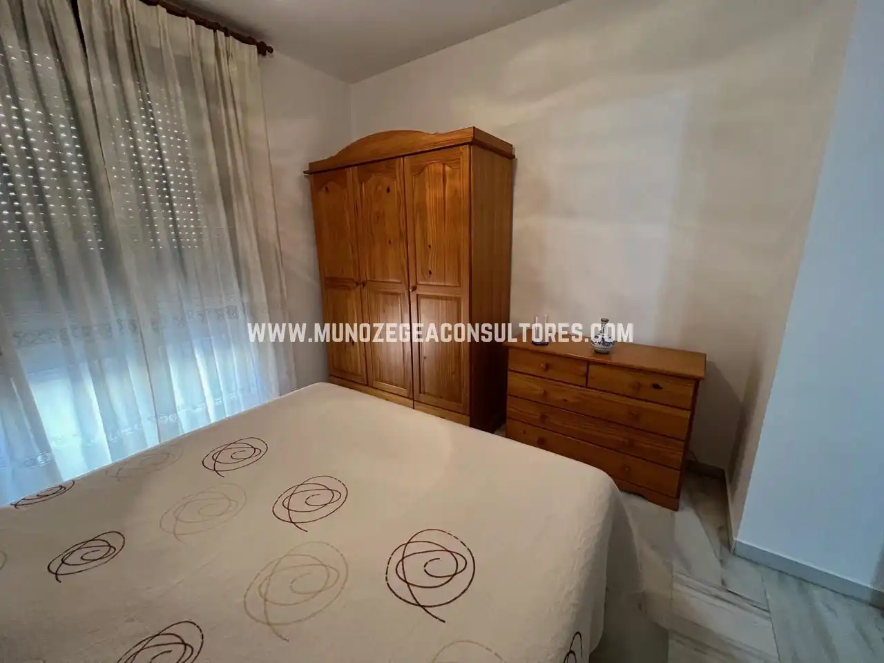 Bedroom of Flat for rent in Lucena  with Air Conditioner and Furnished