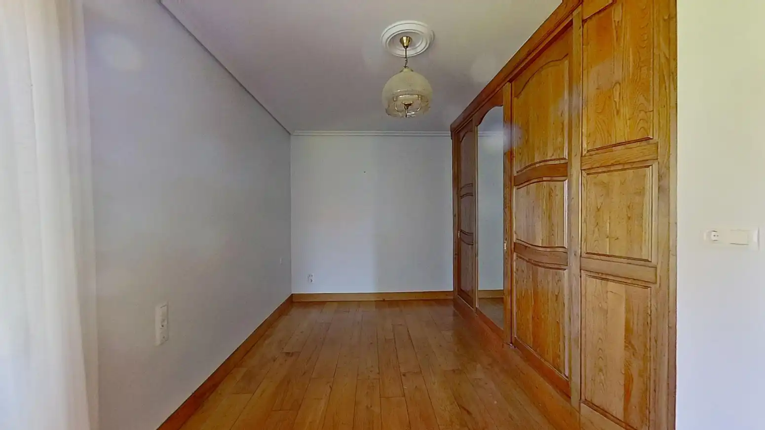 Habitación de Casa o chalet en venta en Alfoz de Lloredo con Calefacción, Jardín privado y Parquet