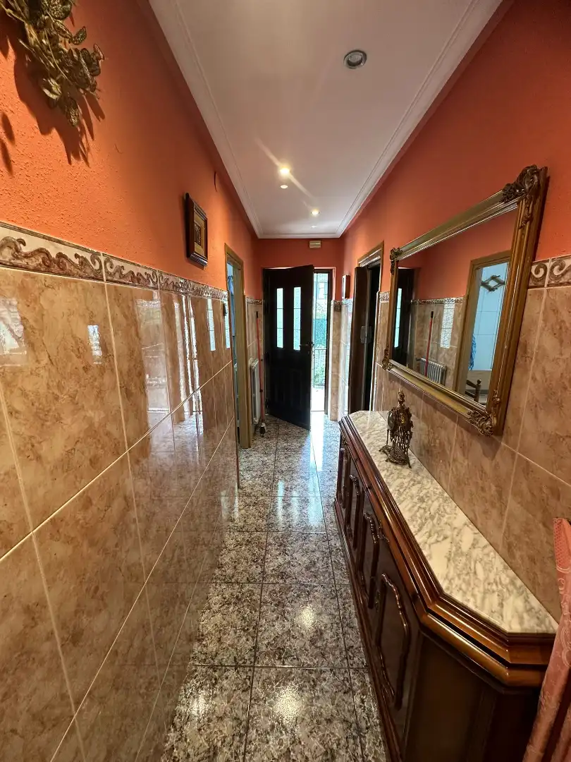 Casa adosada en venta en San Martín del Rey Aurelio con Calefacción, Jardín privado y Terraza