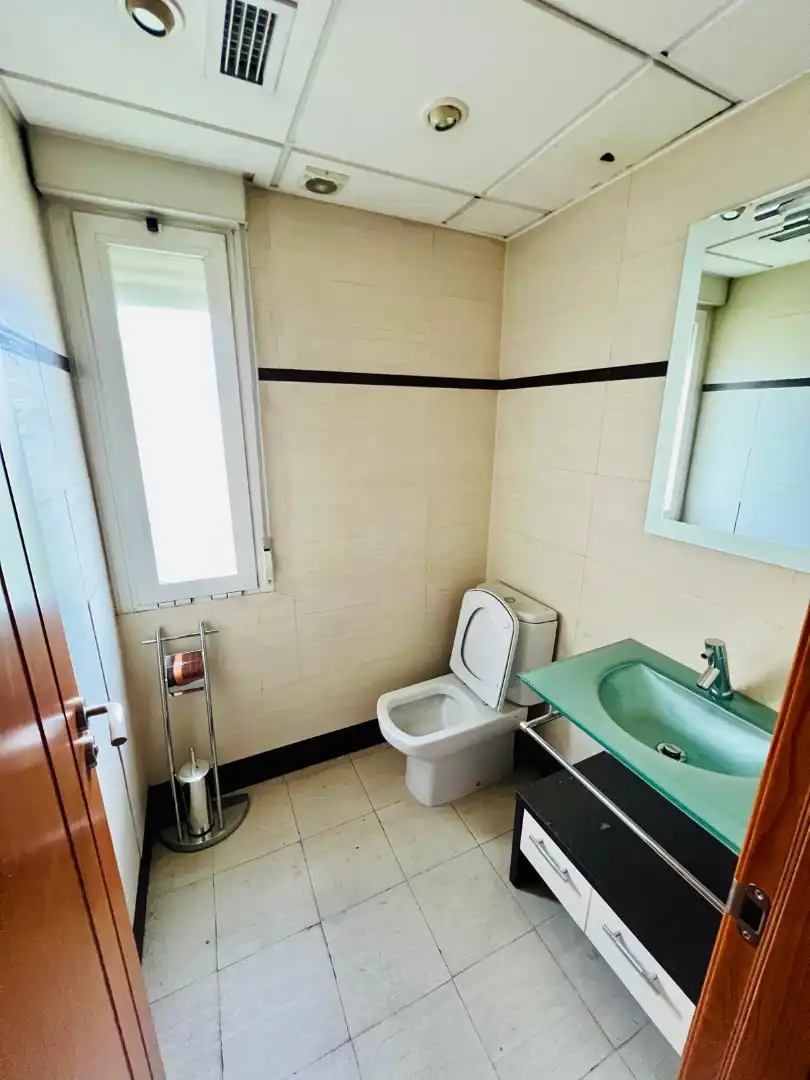 Bathroom of Industrial buildings for sale in Rivas-Vaciamadrid  with Heating and Alarm