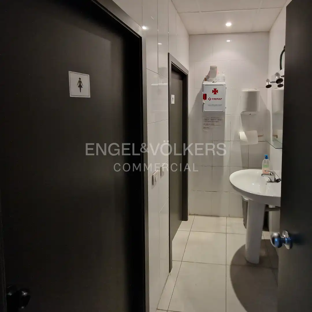Nave industrial en venta en Sant Andreu de la Barca, imagen 5