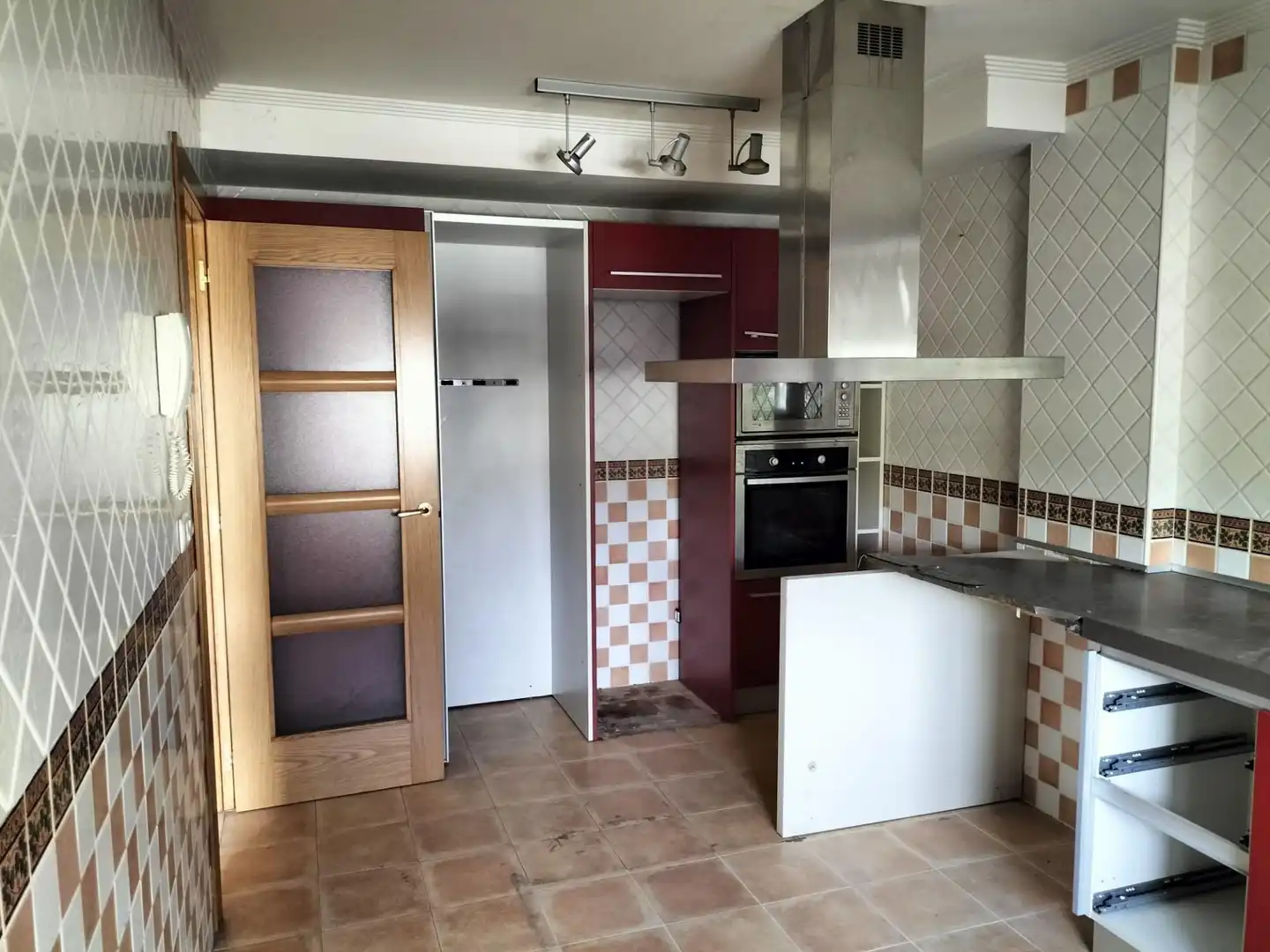 Cuina de Casa o xalet en venda en Palencia amb Calefacció i Parquet