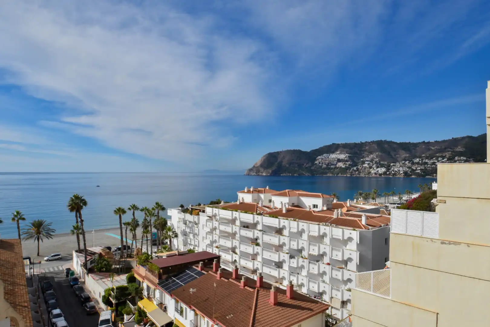 Außenansicht von Wohnungen zum Verkauf in Almuñécar mit Klimaanlage, Terrasse und Möbliert