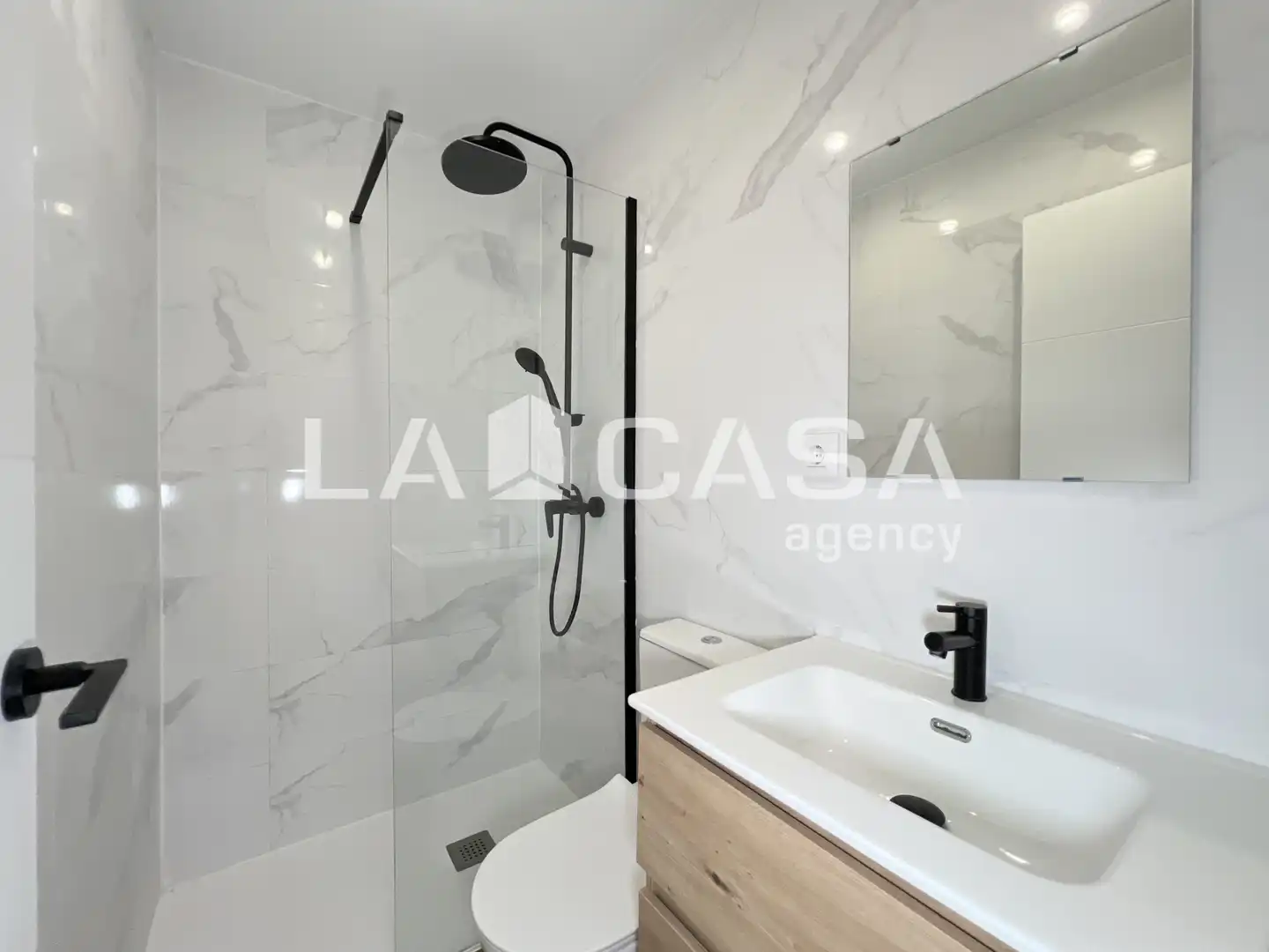 Local comercial en venta en Carrer de Juan Valera, imagen 21