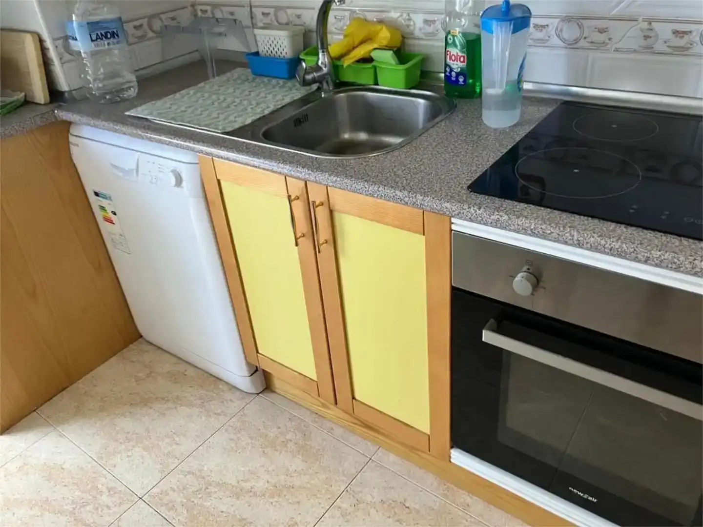 Kitchen of Flat for sale in Venta de Baños  with Terrace and Balcony