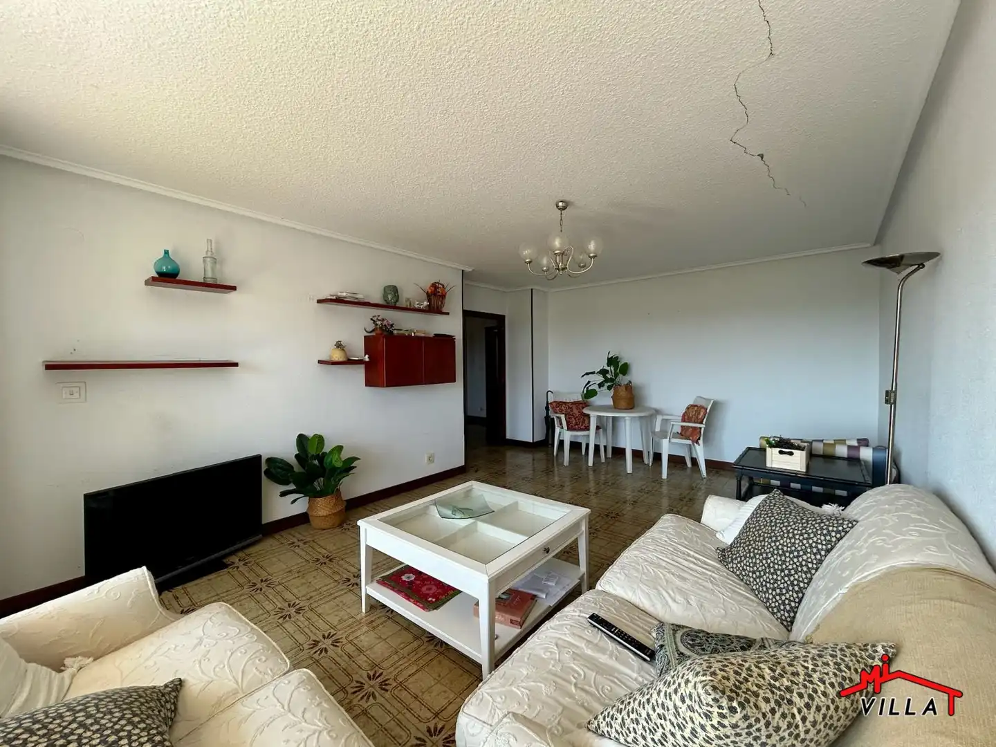 Living room of Flat for sale in Laredo  with Heating, Terrace and Balcony