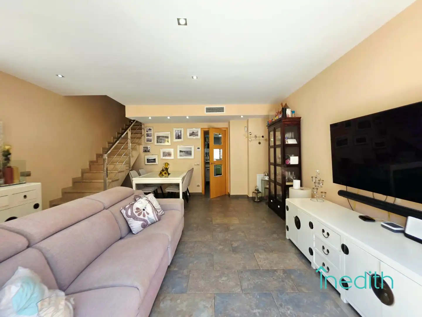 Living room of Houses for sale in Cubelles  with Air Conditioner, Heating and Private garden