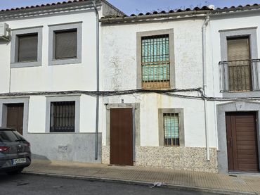 Haus zum Verkauf in Calle Alejandro Yun