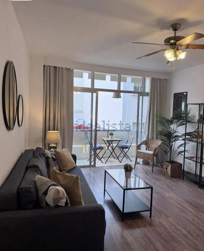 Living room of Flat to rent in  Santa Cruz de Tenerife Capital  with Furnished