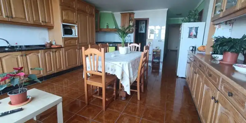 Menjador de Casa o xalet en venda en Arucas amb Terrassa, Traster i Moblat