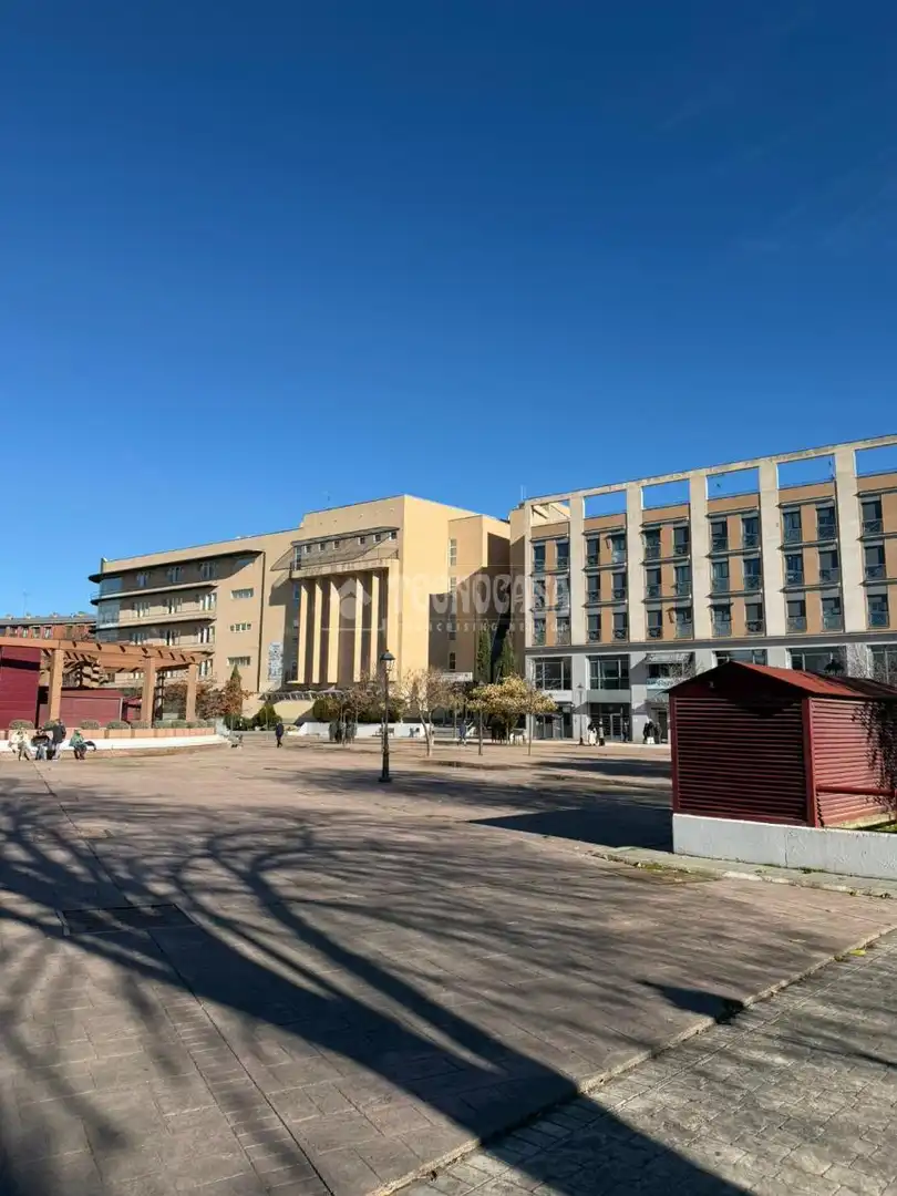 Vista exterior de Piso en venta en Móstoles